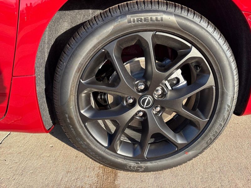 New 2026 Chrysler Pacifica SelectImage 12