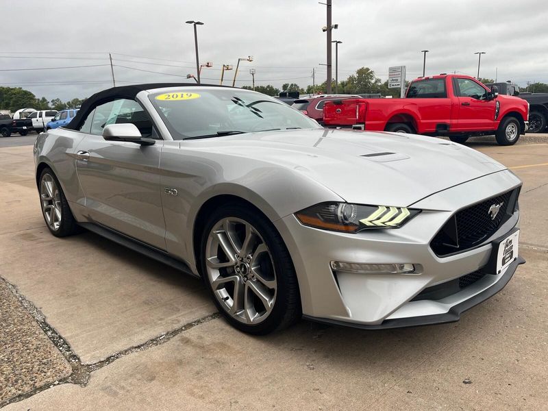 2019 Ford Mustang GT PremiumImage 8