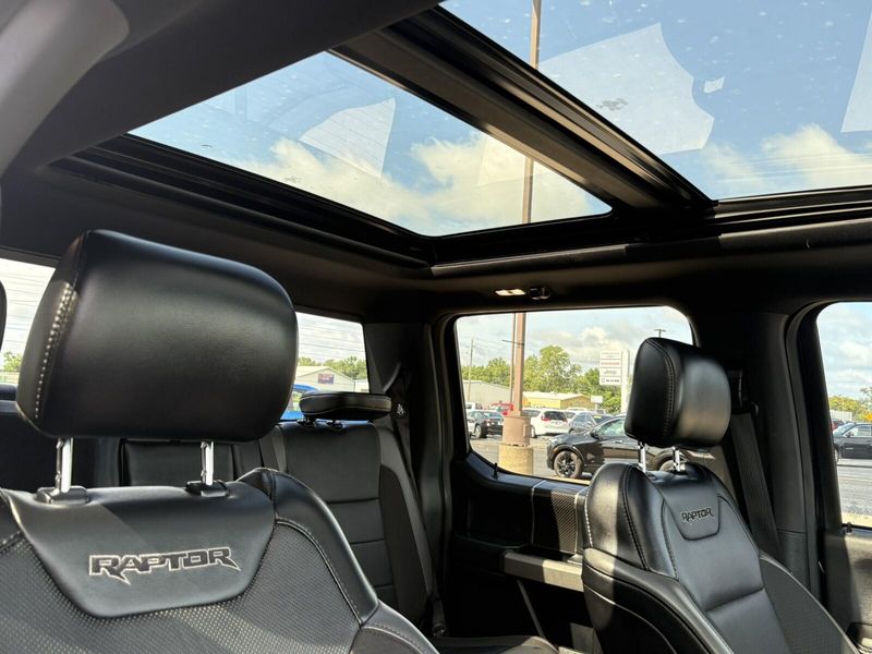 2019 Ford F-150 RaptorImage 11