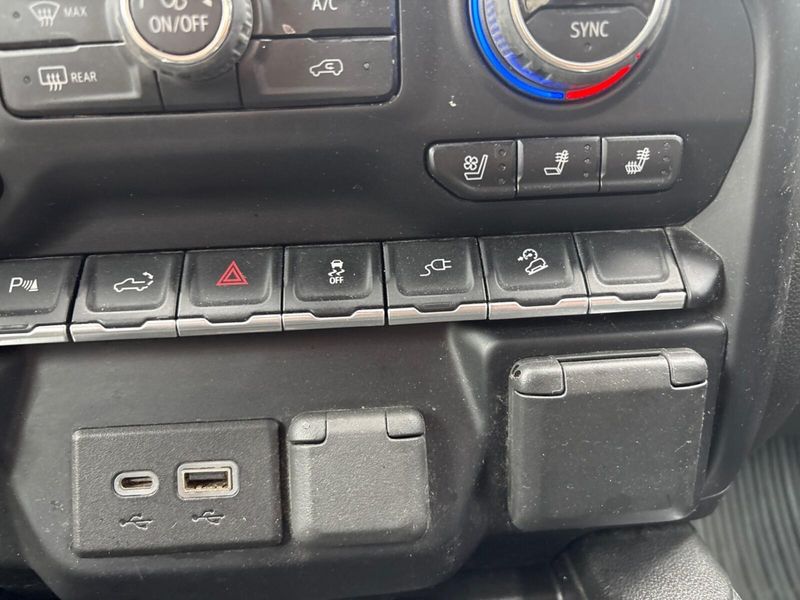 Used 2022 Chevrolet Silverado 2500HD LTZImage 24