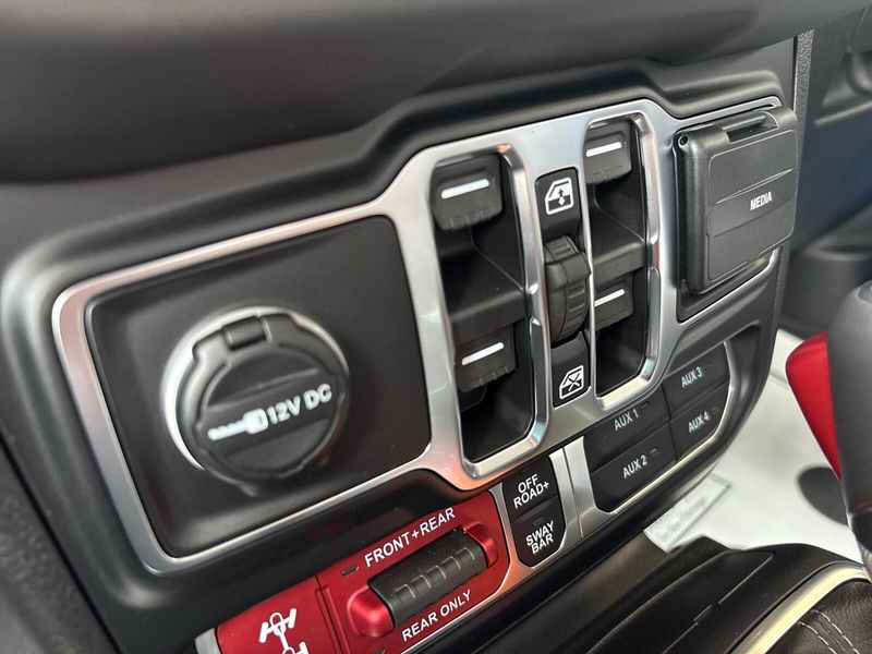 New 2026 Jeep Gladiator Rubicon 4x4Image 18