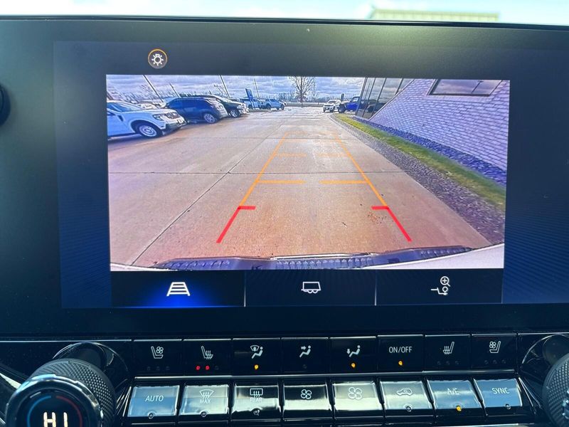 Used 2023 Chevrolet Colorado 4WD Z71Image 28