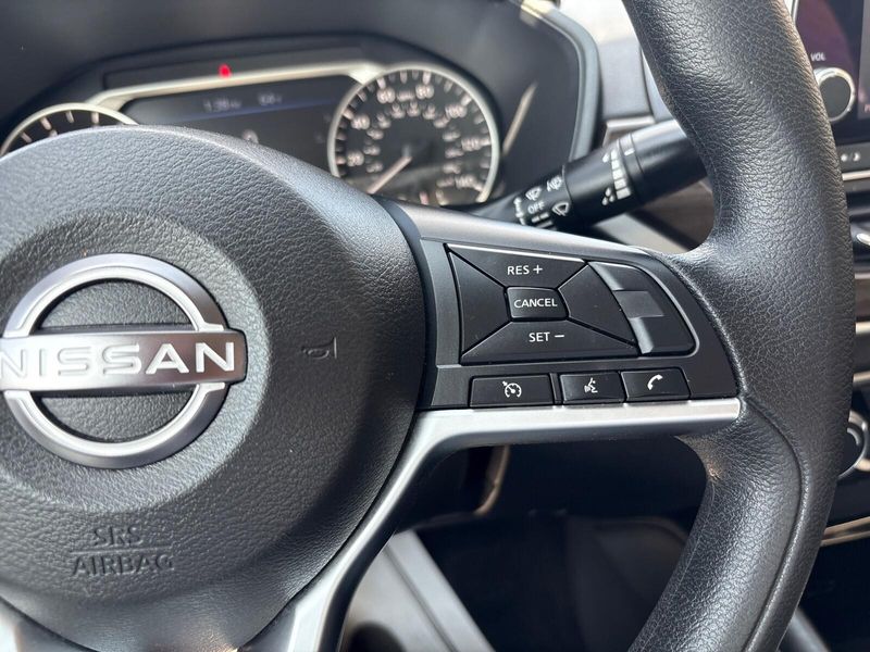 Used 2023 Nissan Altima 2.5 SVImage 14