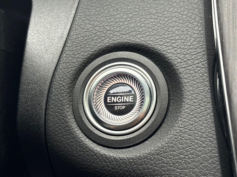 Used 2021 Mercedes-Benz C 300 300Image 23