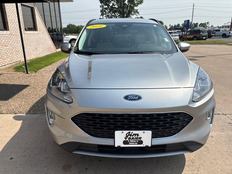 2021 Ford Escape SELImage 6