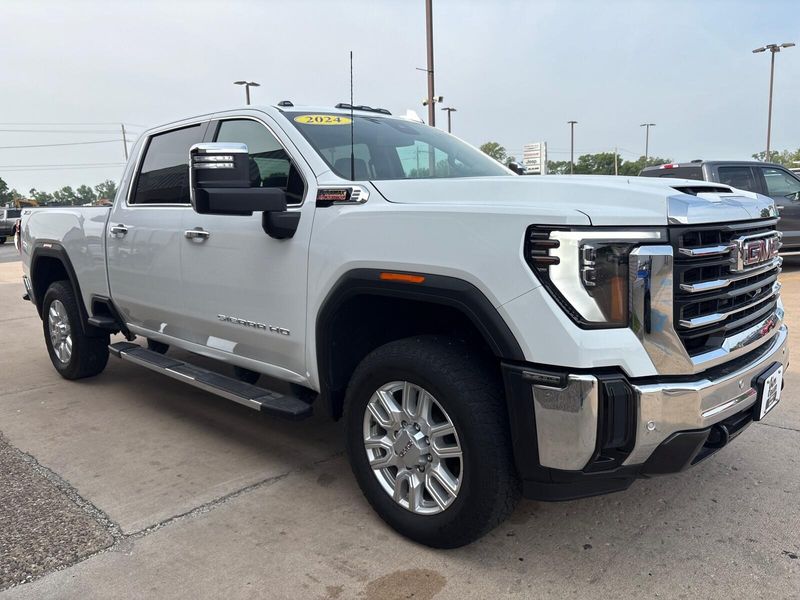 2024 GMC Sierra 2500HD SLTImage 8