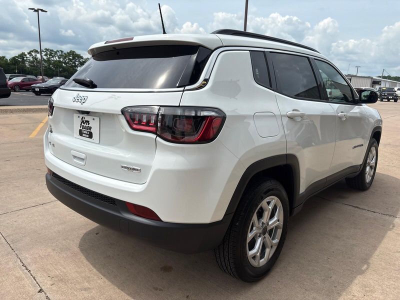 2025 Jeep Compass Latitude 4x4Image 8