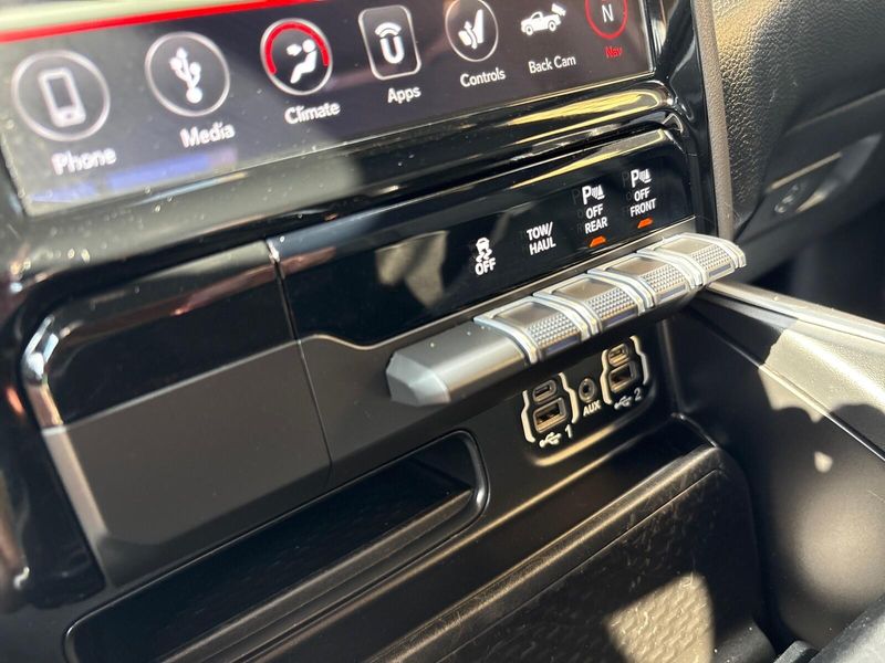 Used 2020 RAM 1500 Big HornImage 25