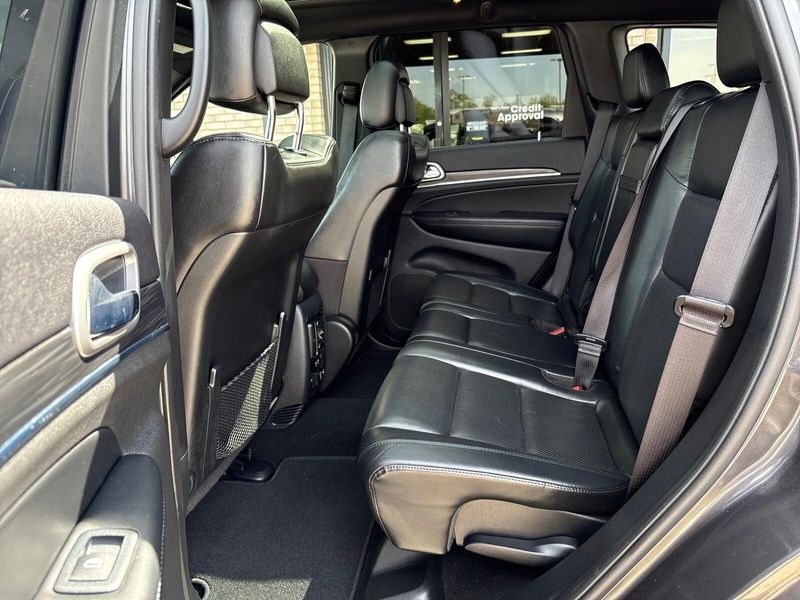 Used 2019 Jeep Grand Cherokee LimitedImage 4