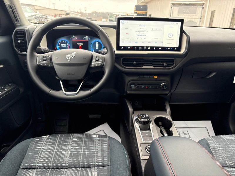 2025 Ford Bronco Sport Heritage photo 3