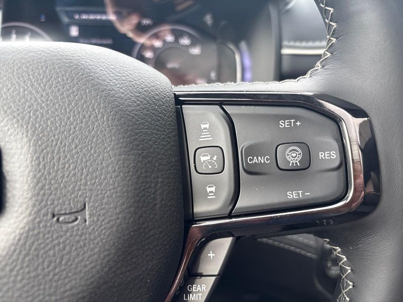 New 2026 RAM 1500 Limited Crew Cab 4x4 5