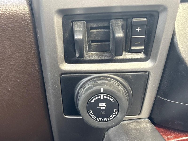 Used 2020 Ford F-250 King RanchImage 19