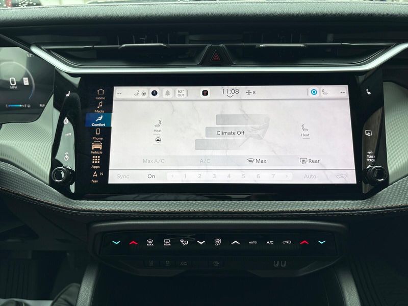 New 2026 Jeep Cherokee Limited Altitude 4x4Image 18