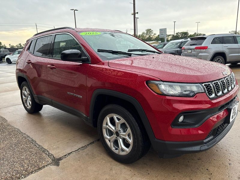 2025 Jeep Compass Latitude 4x4Image 7