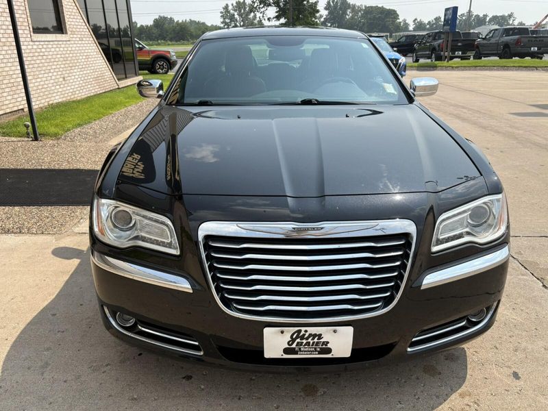 Used 2014 Chrysler 300C 300CImage 5