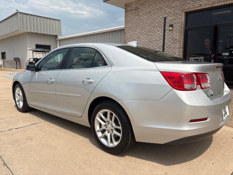 Used 2015 Chevrolet Malibu LTImage 10