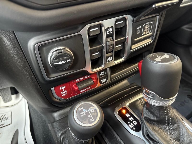 New 2026 Jeep Wrangler 4-door Rubicon XImage 19