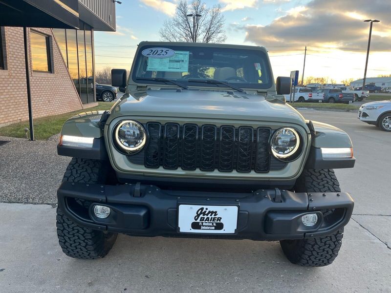 2025 Jeep Wrangler 4-door Willys 