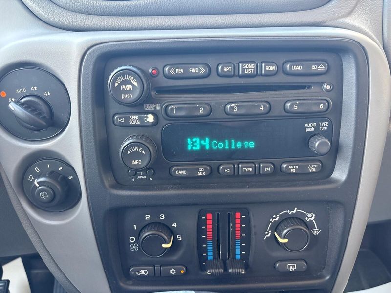 Used 2006 Chevrolet TrailBlazer LSImage 17
