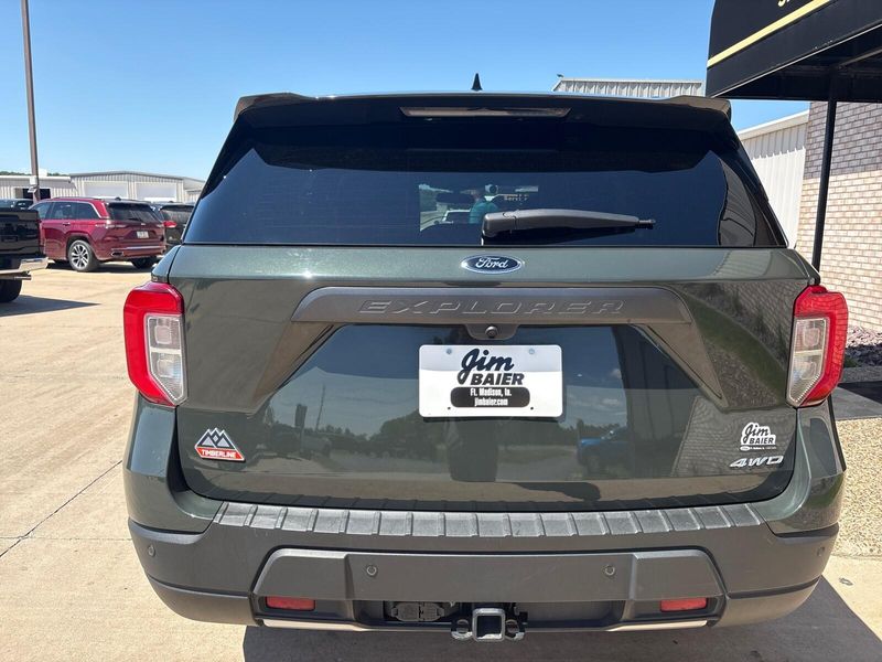 Used 2022 Ford Explorer TimberlineImage 11