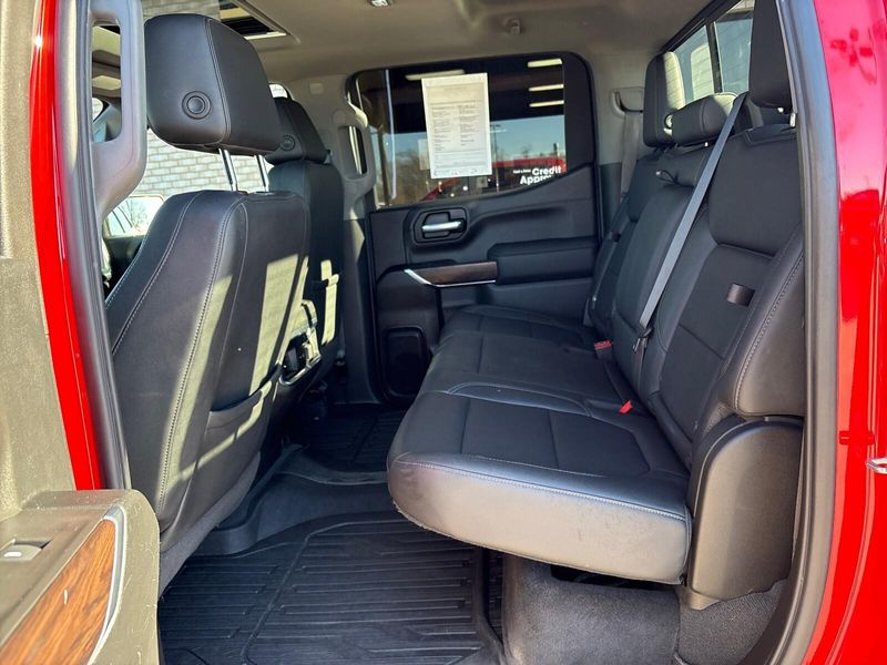 Used 2021 GMC Sierra 1500 SLTImage 4