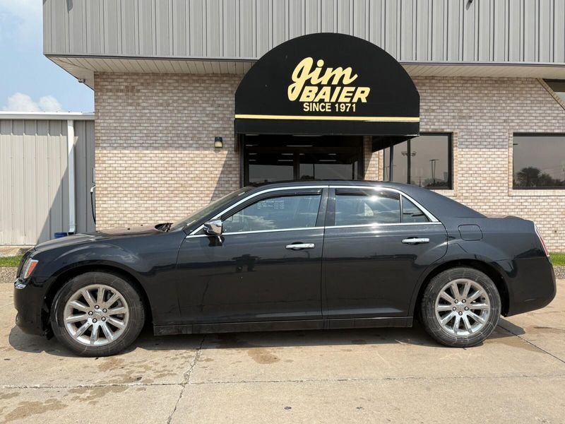 Used 2014 Chrysler 300C 300CImage 2