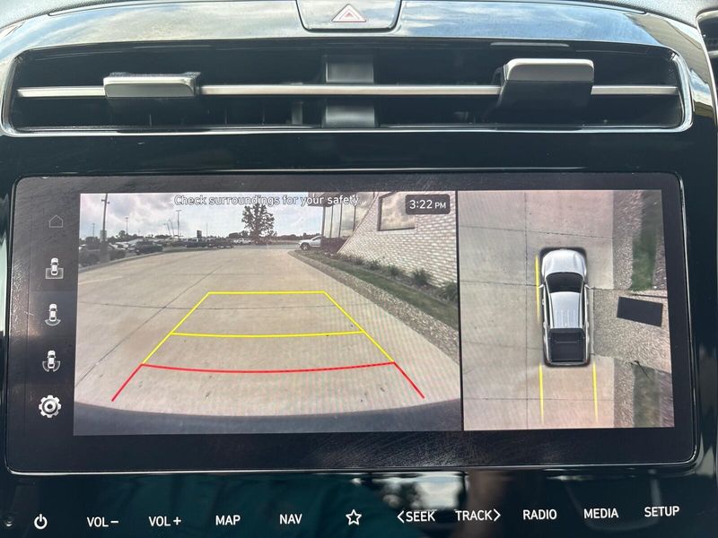 Used 2023 Hyundai Santa Cruz LimitedImage 23