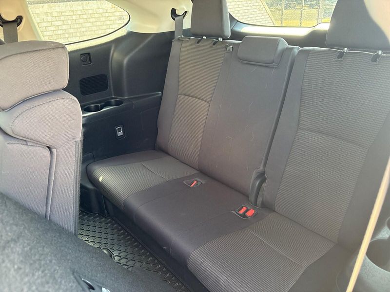 Used 2023 Toyota Highlander LImage 5