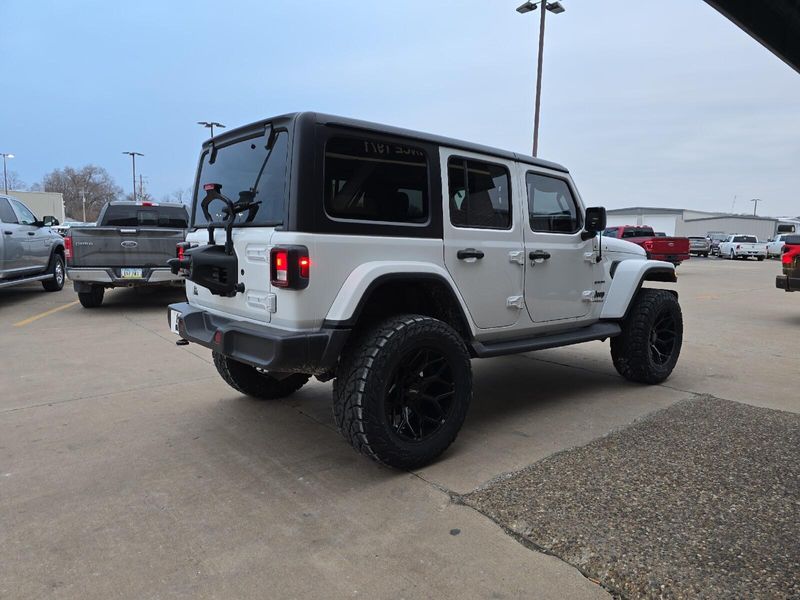 2021 Jeep Wrangler Unlimited SaharaImage 19