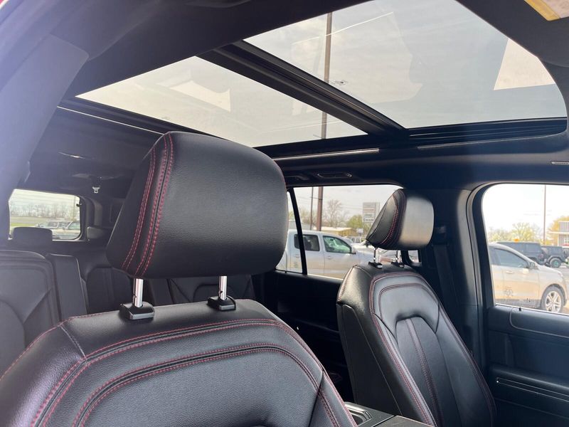 2022 Ford Expedition LimitedImage 10