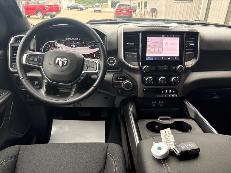 New 2026 RAM 1500 Express Crew Cab 4x4 5
