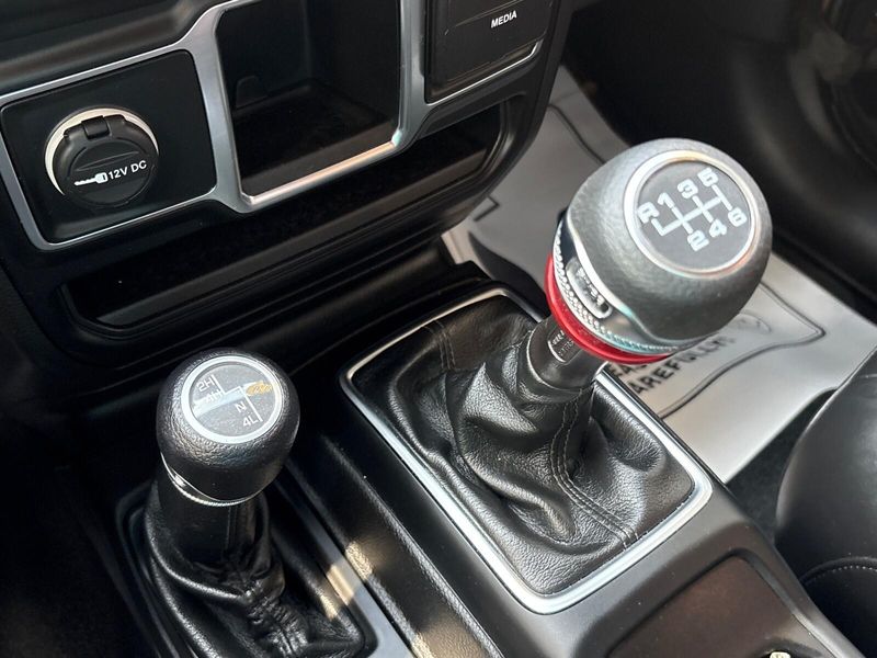 Used 2020 Jeep Wrangler Sport SImage 21