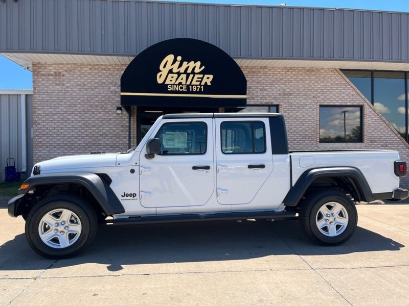 2024 Jeep Gladiator Sport 4x4Image 21