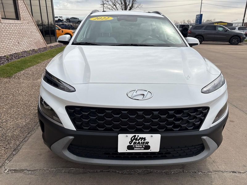 Used 2022 Hyundai Kona SELImage 6