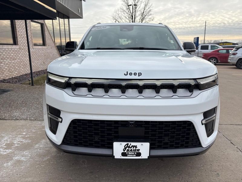 2026 Jeep Grand Grand Wagoneer Wagoneer L 4x4Image 7