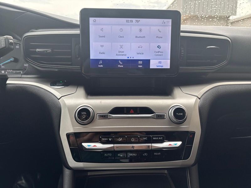 Used 2021 Ford Explorer XLTImage 20