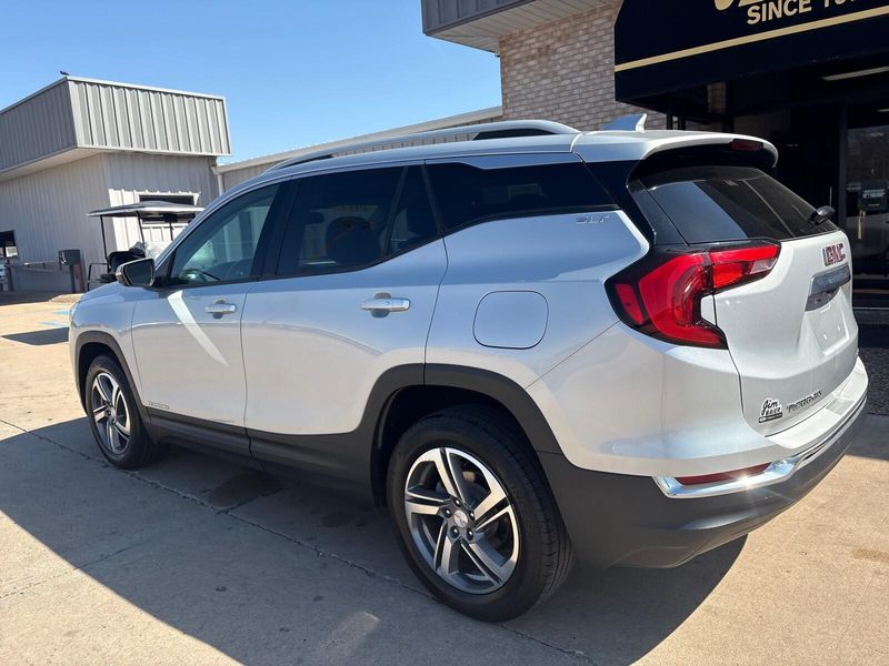Used 2019 GMC Terrain SLTImage 10