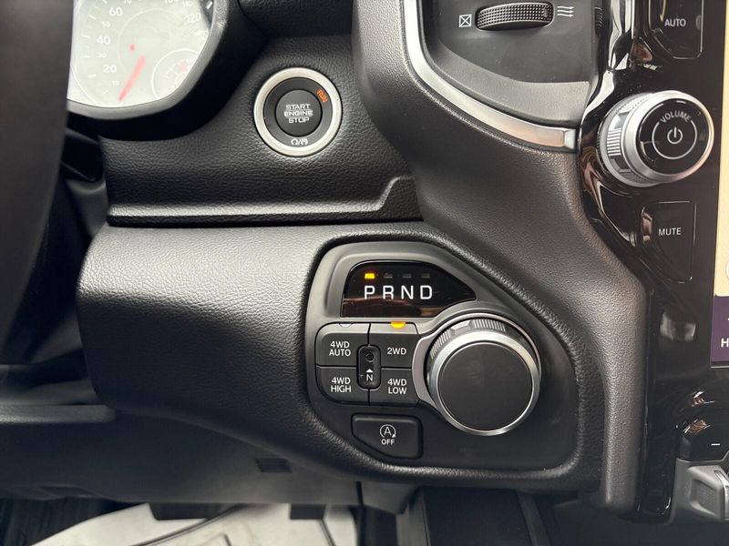 2025 RAM 1500 Big Horn Crew Cab 4x4 5