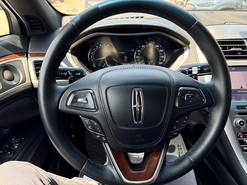 2020 Lincoln MKZ ReserveImage 14