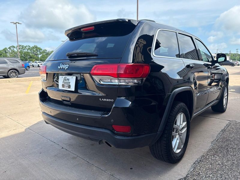 2018 Jeep Grand Cherokee LaredoImage 8