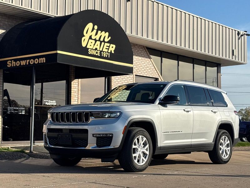 Used 2021 Jeep Grand Cherokee L LimitedImage 1