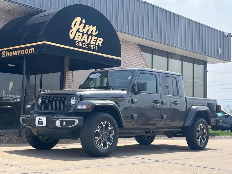 2025 Jeep Gladiator Sport S 4x4Image 1