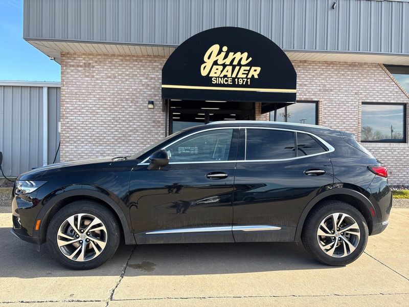 Used 2023 Buick Envision EssenceImage 2