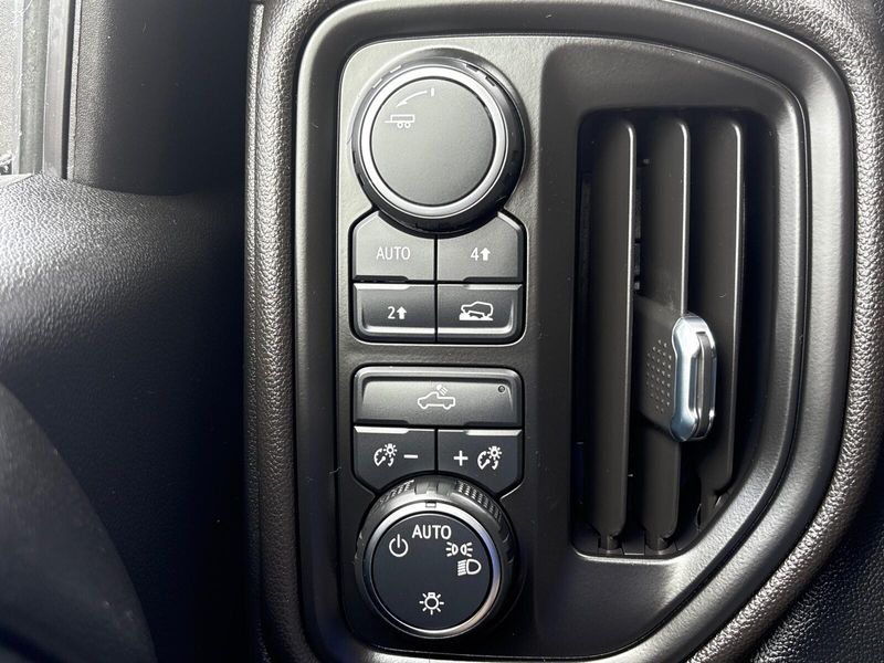 Used 2022 Chevrolet Silverado 1500 Work TruckImage 15