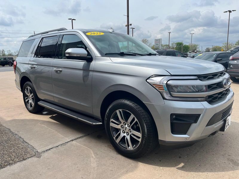 2022 Ford Expedition XLTImage 8