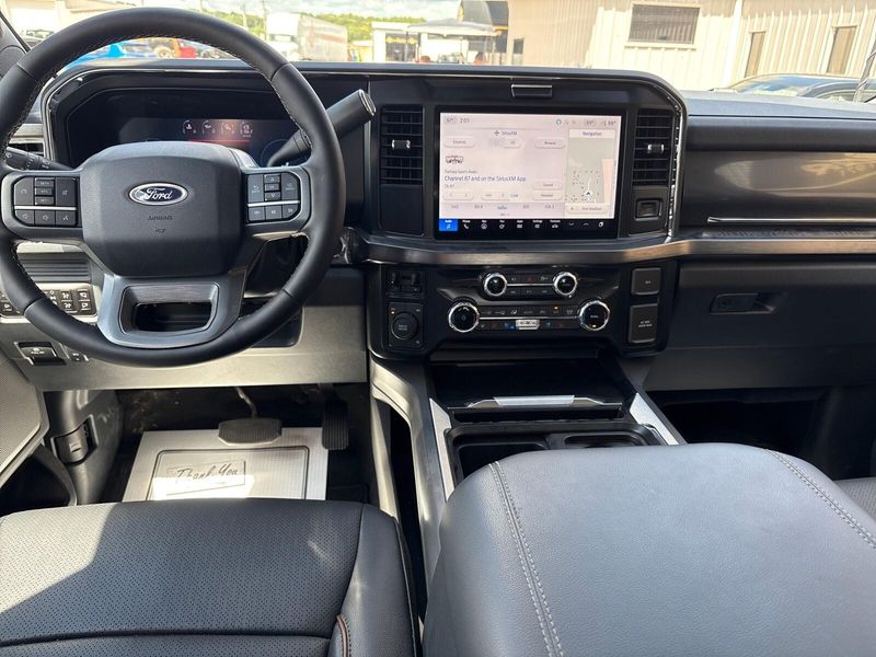 Used 2025 Ford F-250 LariatImage 6