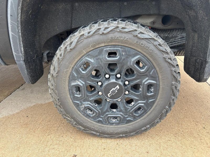 Used 2022 Chevrolet Silverado 2500HD LTZImage 13
