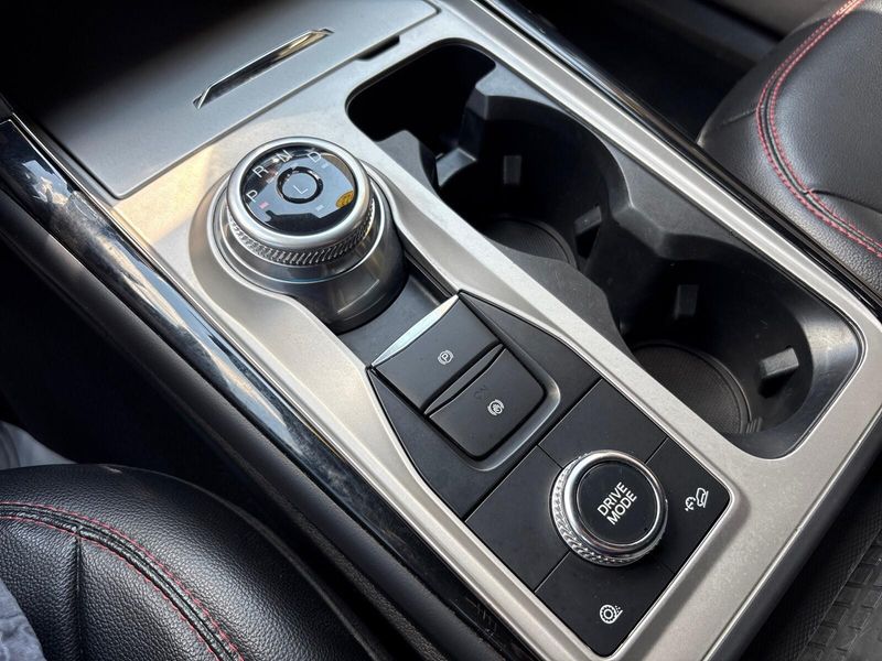 Used 2022 Ford Explorer ST-LineImage 19