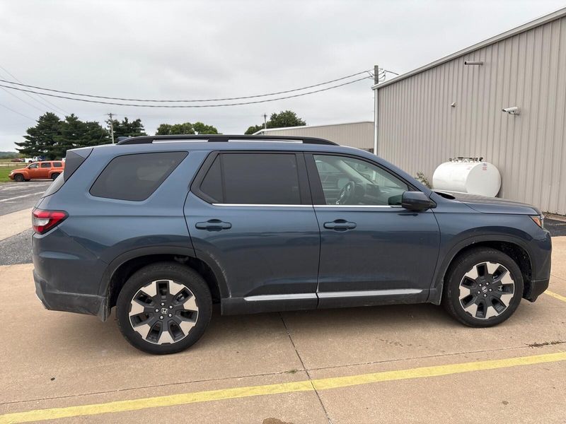 Used 2026 Honda Pilot TouringImage 10