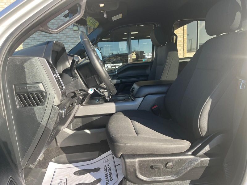 2019 Ford F-150 XLTImage 3